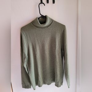 Morgan Taylor cashmere turtleneck